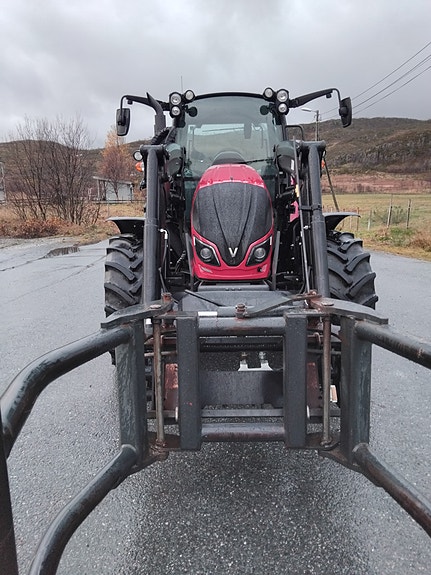 Valtra A 114 hitech 9 of 10
