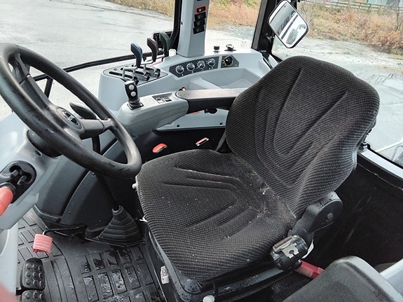 Valtra A 114 hitech 5 of 10