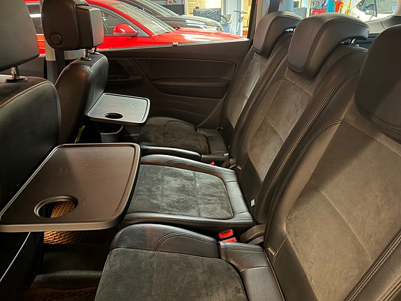Volkswagen Sharan 9 of 28