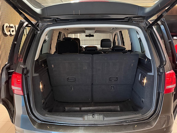 Volkswagen Sharan 13 of 28