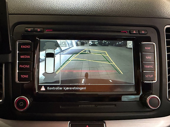 Volkswagen Sharan 26 of 28