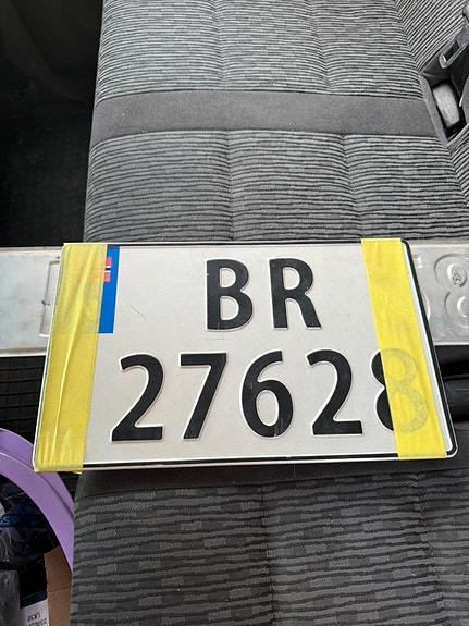 Mitsubishi Pajero 16 of 19