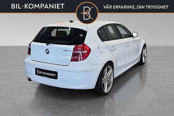 BMW 116d 3 of 20