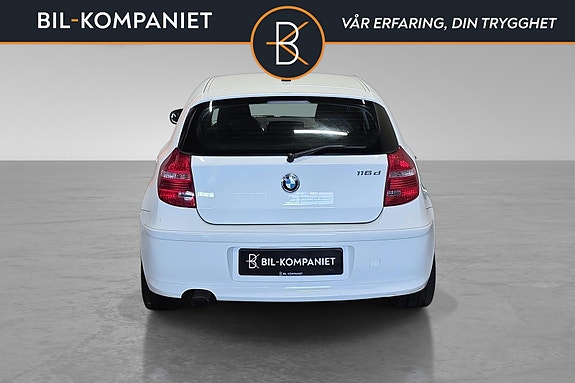 BMW 116d 4 of 20