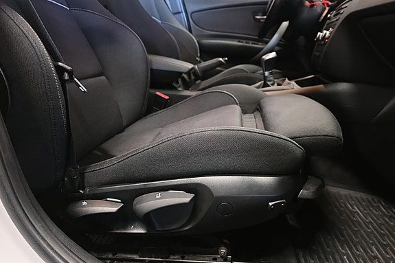 BMW 116d 19 of 20