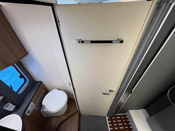 Eura Mobil I 760 QF / 180 hk, 9-trinns aut, Alde, , Queen bed, litium ++// 26 of 30