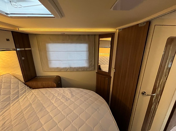 Eura Mobil I 760 QF / 180 hk, 9-trinns aut, Alde, , Queen bed, litium ++// 21 of 30