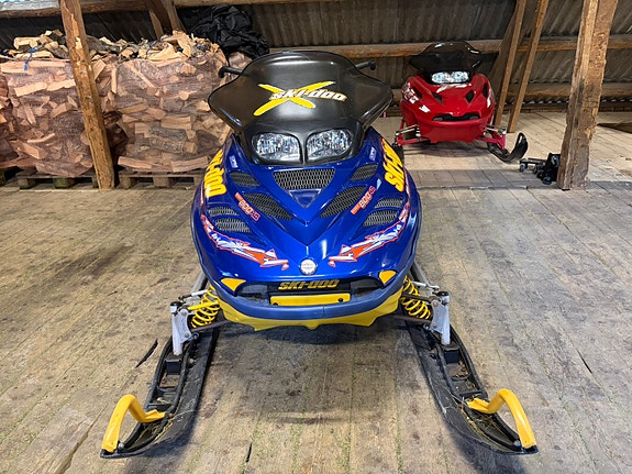 Ski-doo Summit 6 of 16