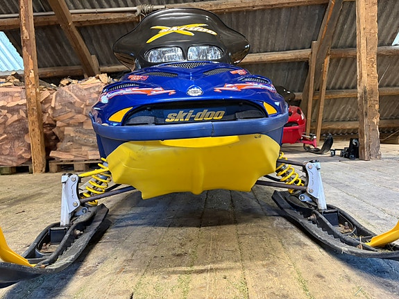 Ski-doo Summit 7 of 16