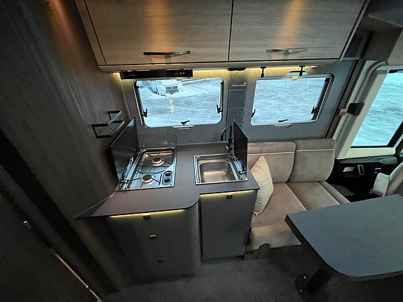 Eura Mobil IL GT 726 EF // Mercedes 170 HK , 9G-Tronic, , Alde, Lithium, Dobbeltgulv++ 22 of 30