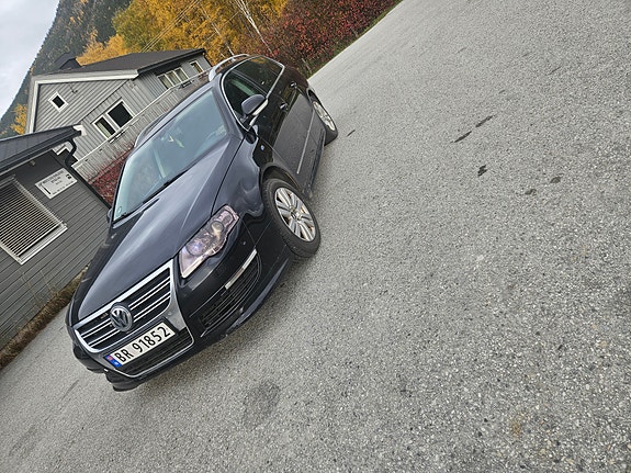 Volkswagen Passat 9 of 23