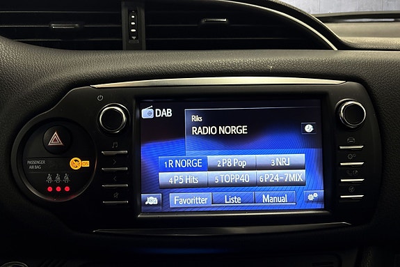 Toyota Yaris 21 of 29
