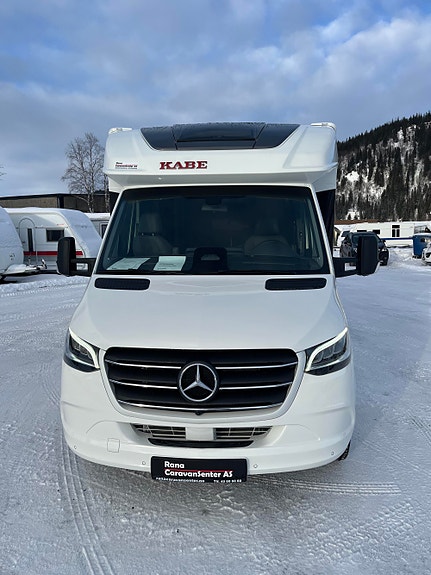 KABE Royal X 810 LQB // Queen bed, Senkeseng, skinn, Mercedes 170 hk, 9-Trinns automat// 5 of 30
