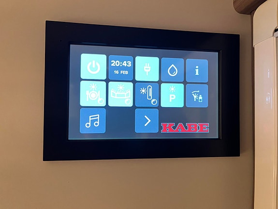KABE Safir TDL E2 K.S // Enkeltsenger, Bad på bakvegg, 20 of 24