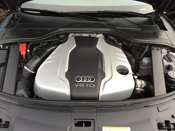 Audi A8 12 of 14