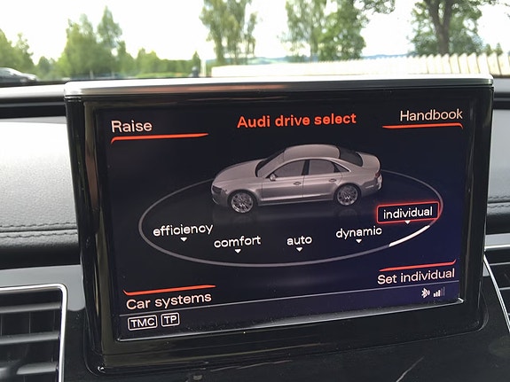 Audi A8 10 of 14