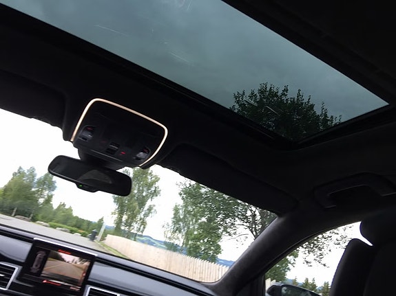 Audi A8 11 of 14