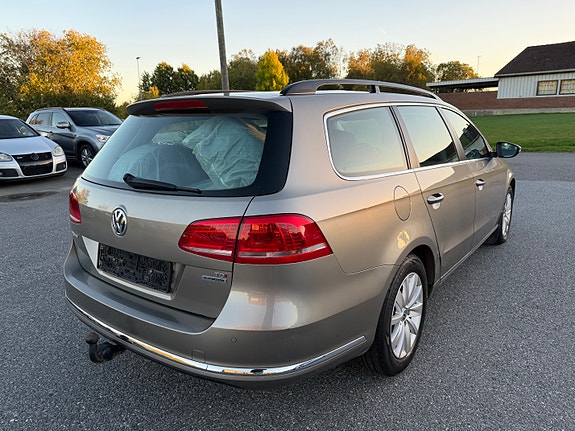 Volkswagen Passat 7 of 22