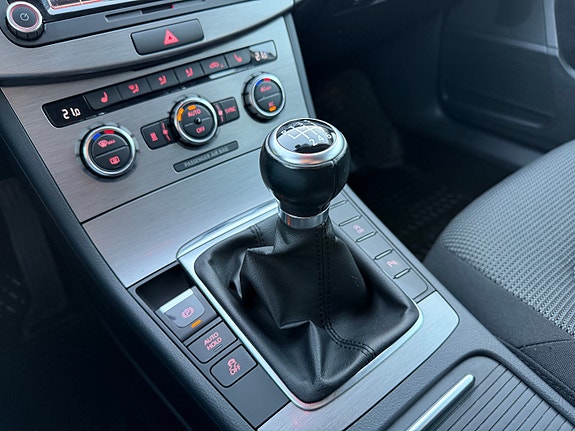 Volkswagen Passat 22 of 22