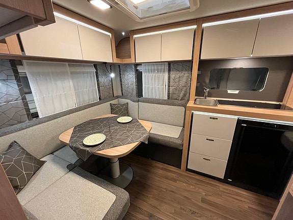 Knaus SPORT 450 FU 2 of 6