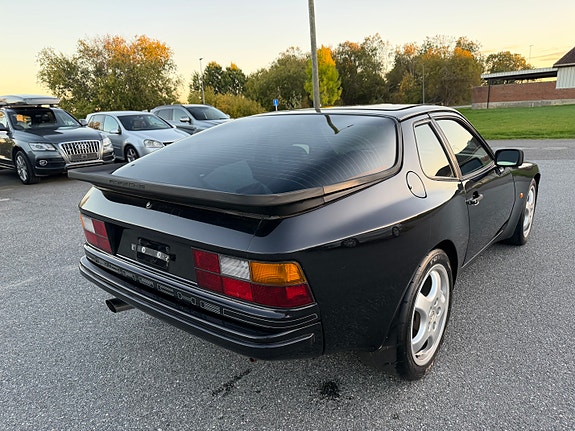 Porsche 944 10 of 29