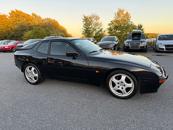 Porsche 944 7 of 29