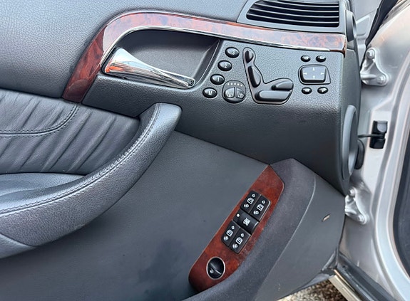Mercedes-Benz S350 10 of 30