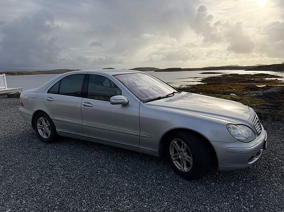Mercedes-Benz S350 2 of 30