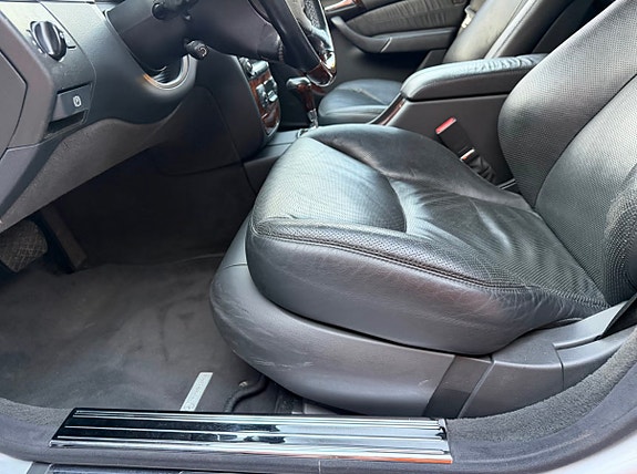 Mercedes-Benz S350 12 of 30