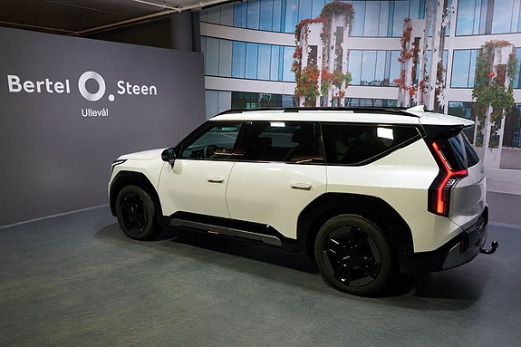 Kia EV9 5 of 12