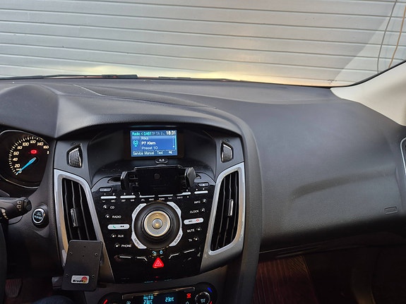 Ford Focus 15 of 17