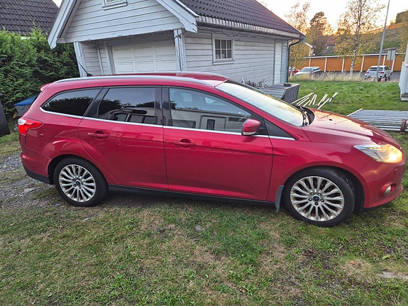 Ford Focus 5 of 17