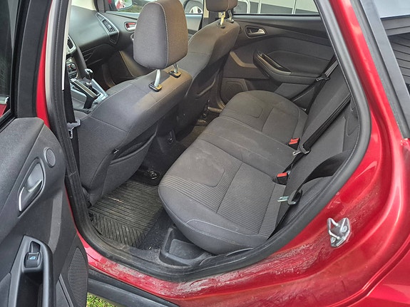 Ford Focus 11 of 17