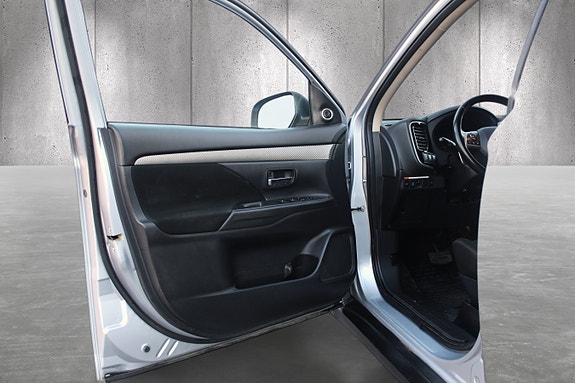 Mitsubishi Outlander 8 of 25