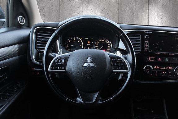 Mitsubishi Outlander 15 of 25