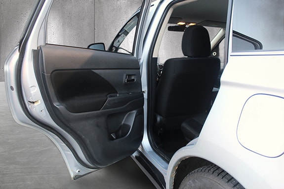 Mitsubishi Outlander 23 of 25