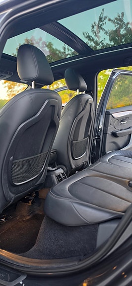 BMW 225xe 7 of 22