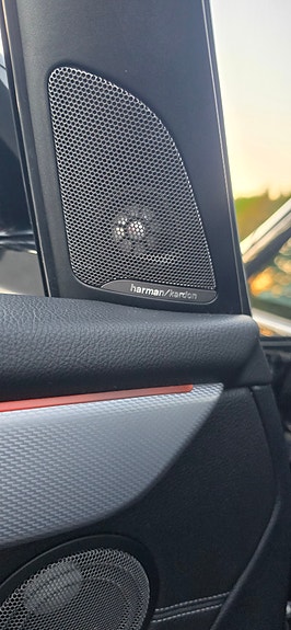 BMW 225xe 13 of 22