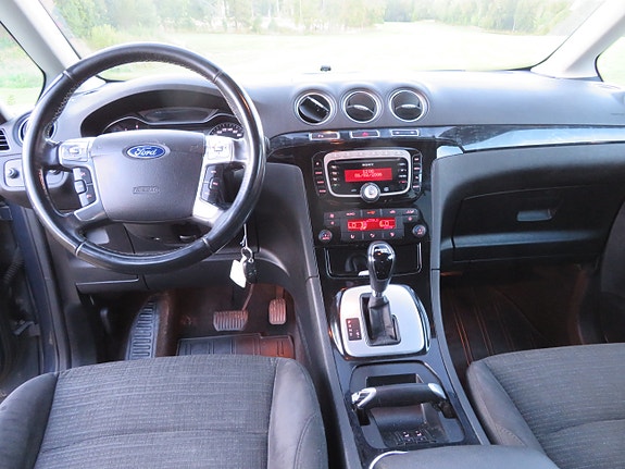 Ford Galaxy 10 of 20