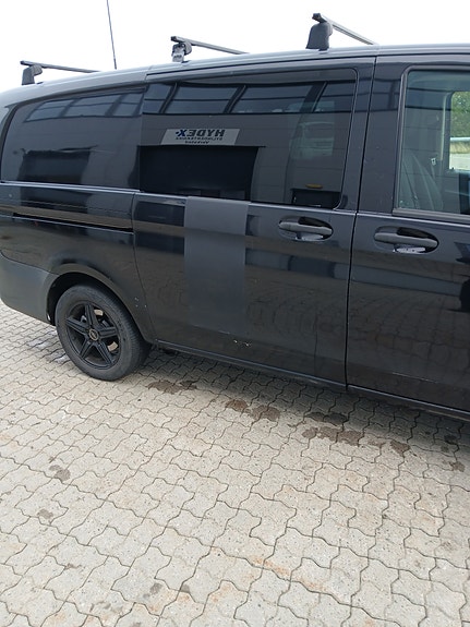 Mercedes-Benz Vito 114 2 of 12