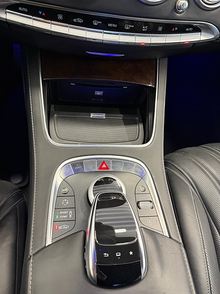 Mercedes-Benz S63 29 of 30