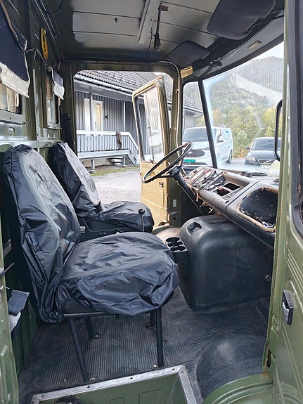 Mercedes-Benz 14 of 24