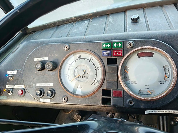 Mercedes-Benz 15 of 24