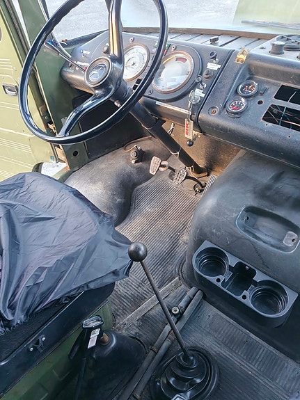 Mercedes-Benz 13 of 24