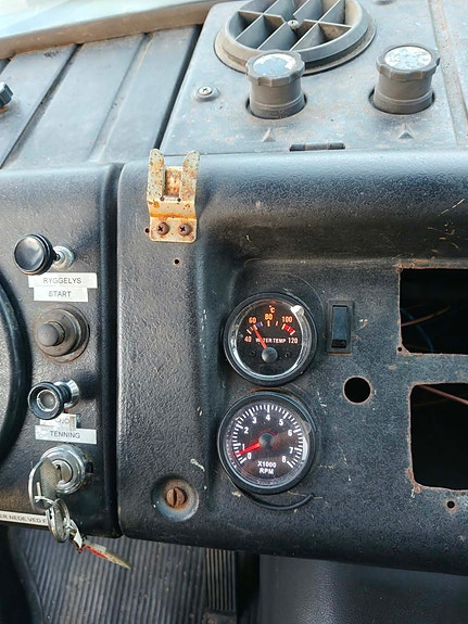 Mercedes-Benz 17 of 24