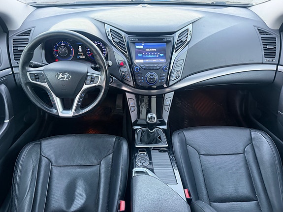 Hyundai i40 16 of 30