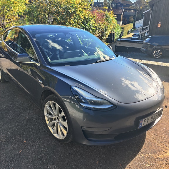 Tesla Model 3 13 of 21