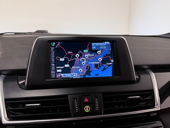 BMW 216i 21 of 28