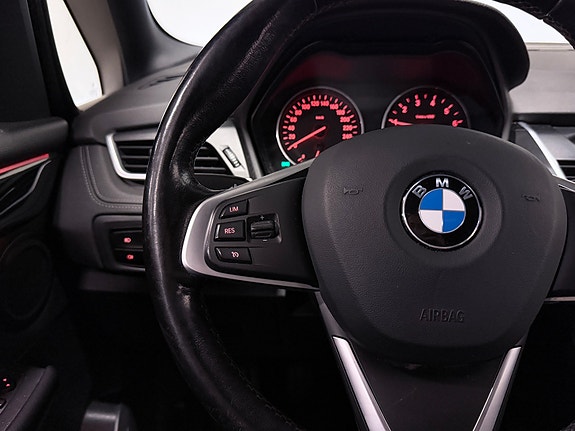 BMW 216i 14 of 28