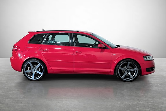Audi A3 4 of 23